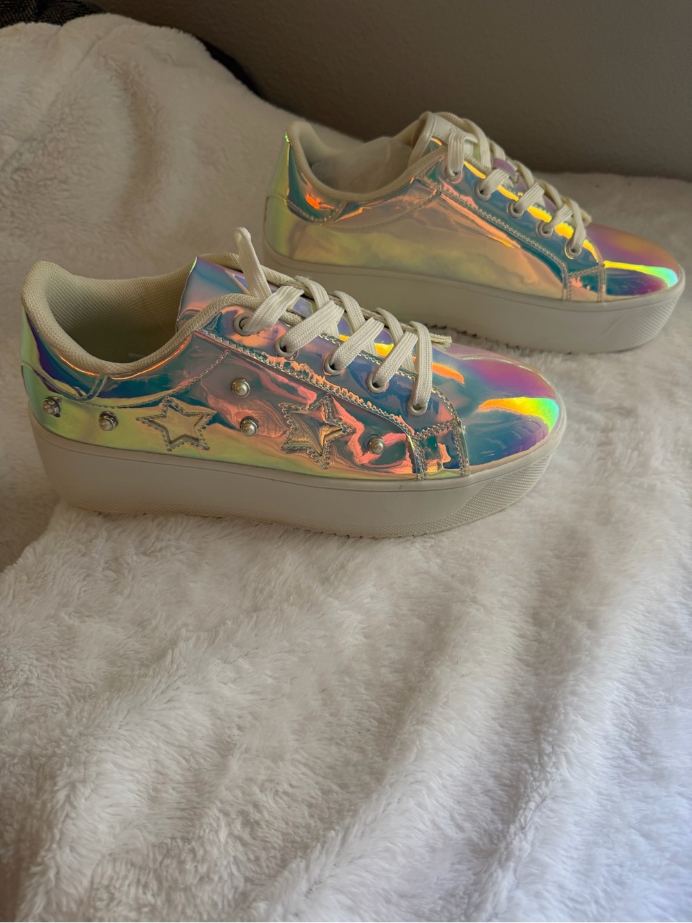 Belos Platform Sneakers - Iridescent - Picture 1 of 4